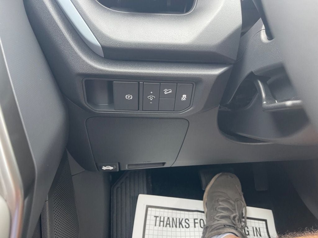 Used 2027 Kia Seltos S FWD image 19