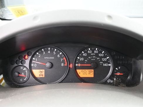 Used 2021 Nissan Frontier SV image 12