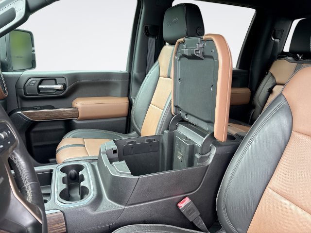 Used 2020 Chevrolet Silverado 2500 High Country w/ Technology Package AWD/4WD image 21