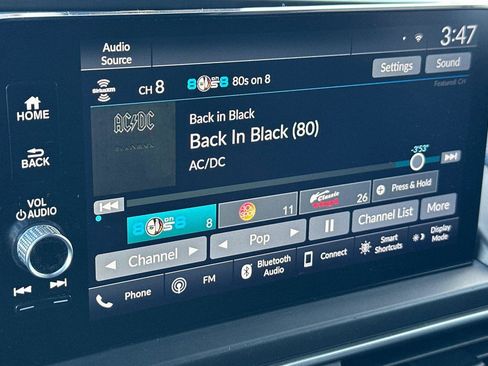 Certified 2025 Honda Pilot EX-L image 18