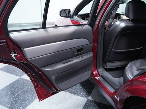 Used 2004 Mercury Marauder RWD image 35