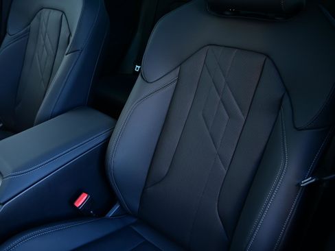 New 2026 BMW X3 xDrive30 w/ Premium Package image 8