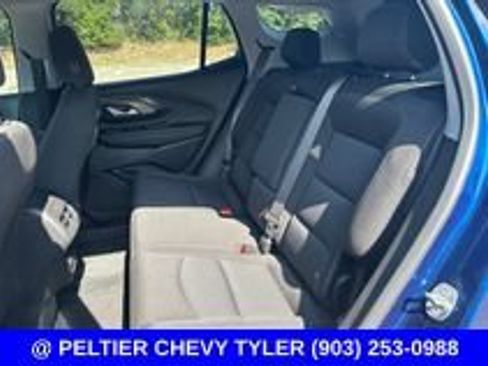 Used 2022 GMC Terrain SLE w/ Driver Convenience Package FWD image 14