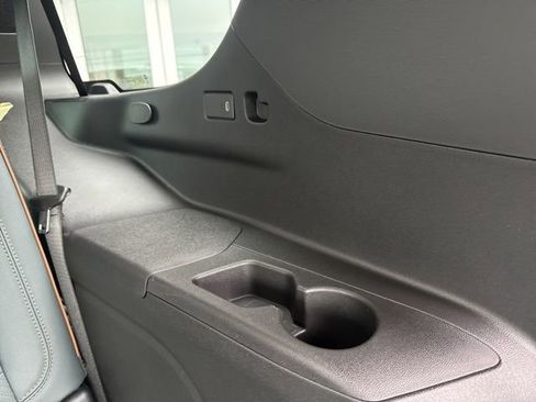 New 2026 GMC Yukon AT4 w/ AT4 Premium Package AWD/4WD image 34