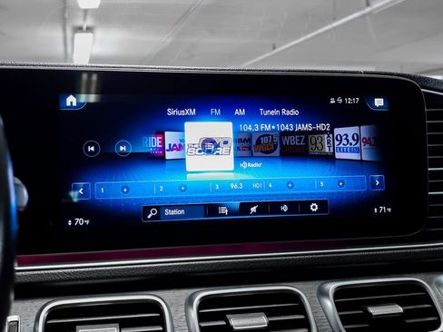 Used 2022 Mercedes-Benz GLS 450 4MATIC image 28