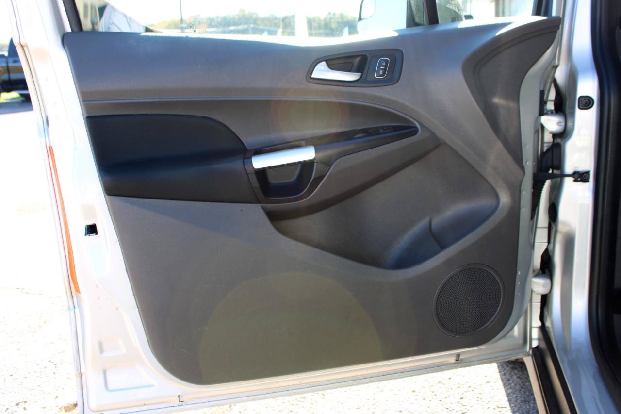 Used 2021 Ford Transit Connect XLT FWD image 14