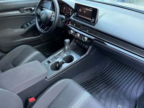 Used 2025 Honda Civic Sport image 17