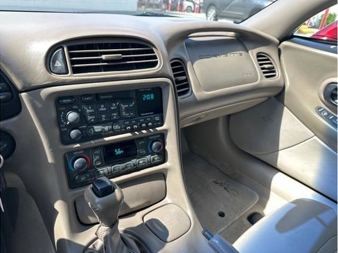 Used 2003 Chevrolet Corvette 50th Anniversary Edition w/ Preferred Equipment Group1 image 21