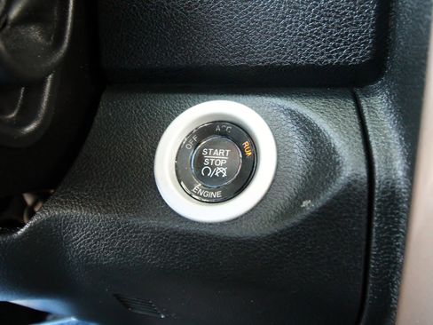 Used 2013 RAM 2500 Longhorn w/ Convenience Group image 35