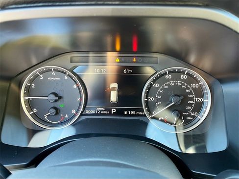 New 2025 Mitsubishi Outlander SE image 12