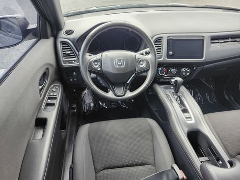 Used 2019 Honda HR-V Sport image 25