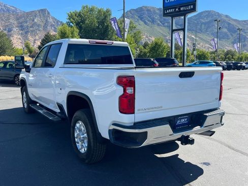 Used 2024 Chevrolet Silverado 2500 LT image 10