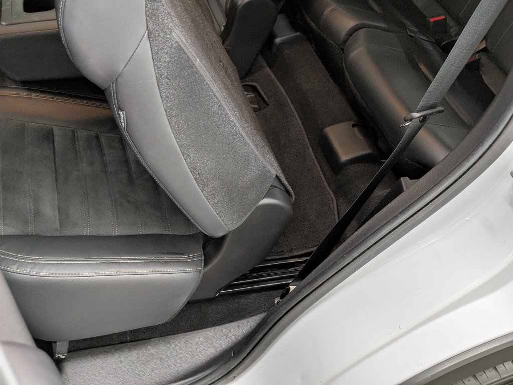Used 2022 Mitsubishi Outlander SE AWD/4WD image 37