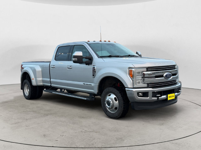 Used 2017 Ford F350 Lariat w/ Lariat Ultimate Package AWD/4WD image 3