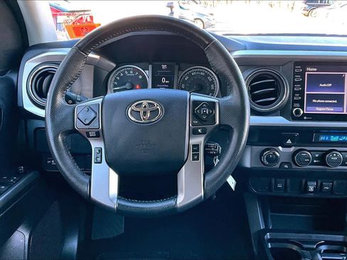 Certified 2021 Toyota Tacoma SR5 image 5