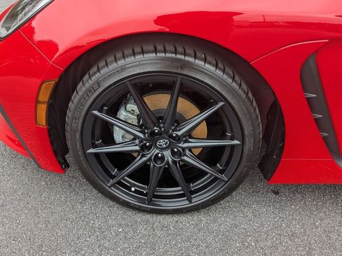 Used 2025 Toyota GR86 Premium image 29