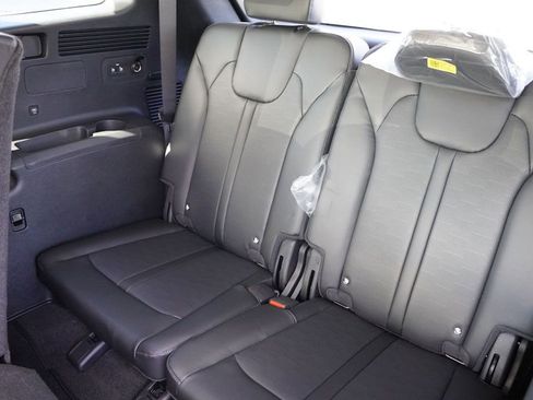 New 2026 Kia Sorento EX AWD/4WD image 12