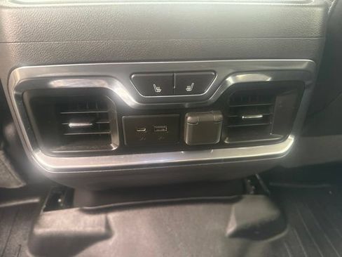 Used 2019 GMC Sierra 1500 SLT w/ SLT Premium Package AWD/4WD image 23