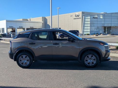 Certified 2025 Nissan Kicks S image 7