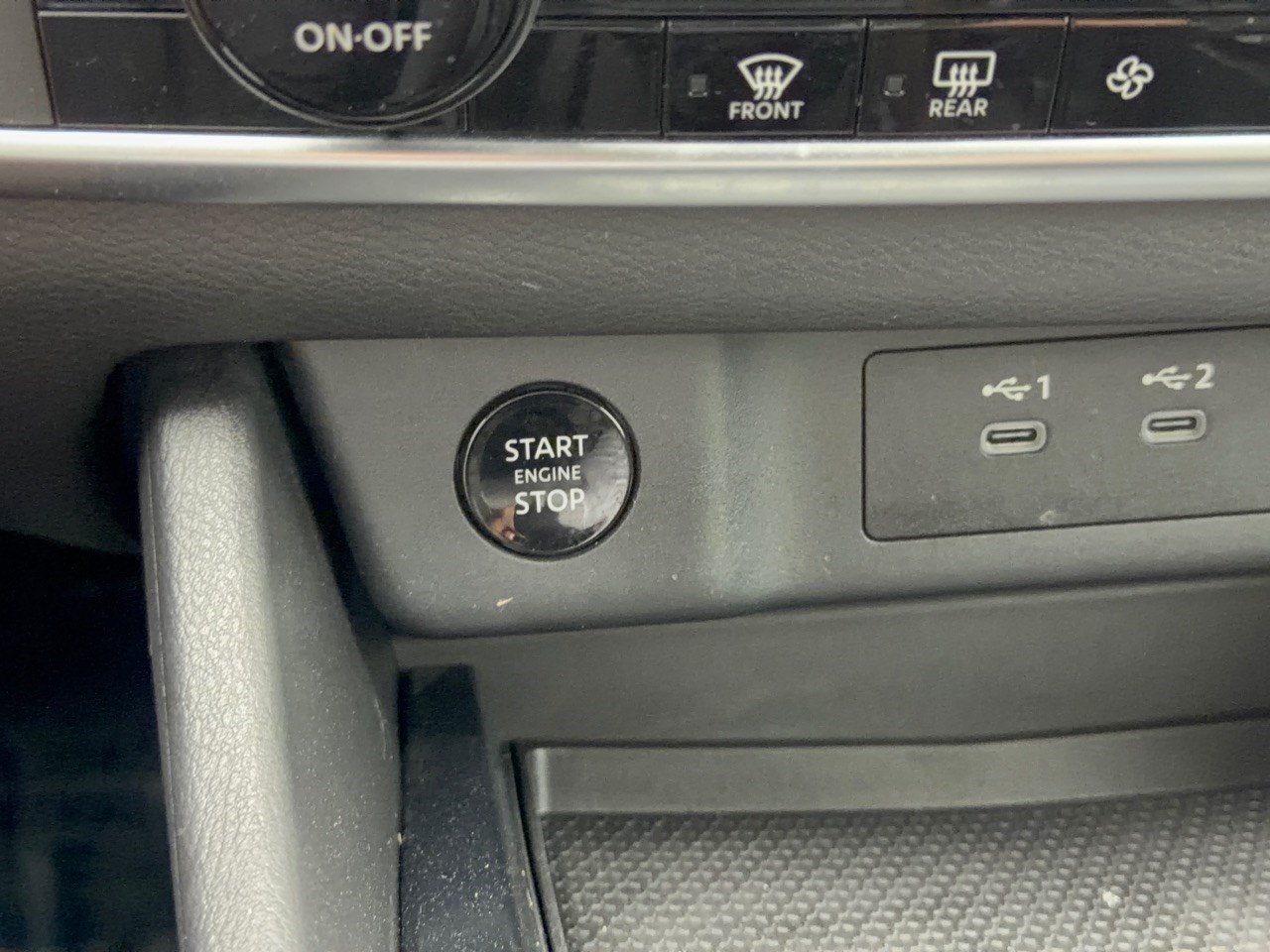 Used 2025 Nissan Rogue SV AWD/4WD image 24
