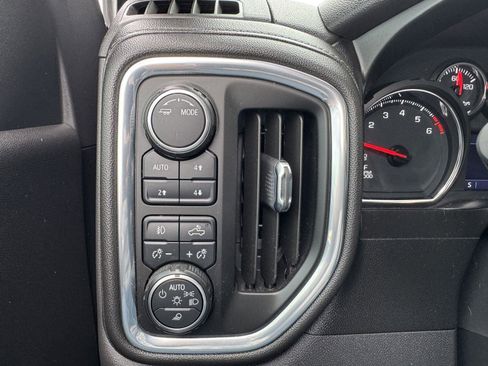 Used 2021 Chevrolet Silverado 1500 RST w/ Texas Edition Plus AWD/4WD image 18