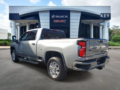 Used 2024 Chevrolet Silverado 3500 High Country w/ Technology Package image 4