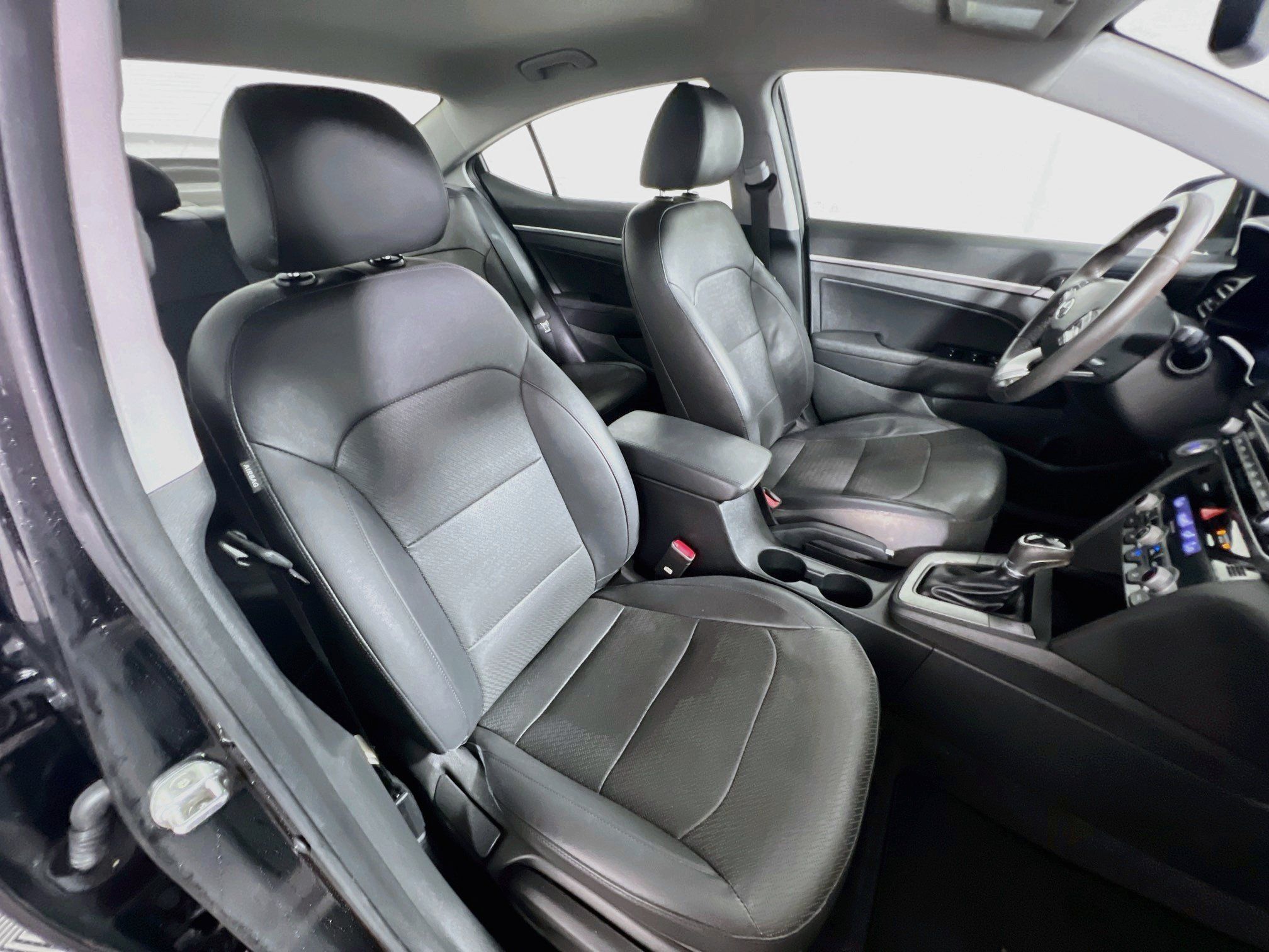 Used 2019 Hyundai Elantra Limited w/ Cargo Package FWD image 30