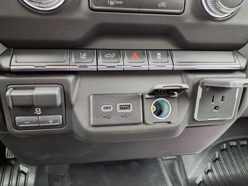 New 2026 GMC Sierra 2500 Pro w/ Convenience Package image 6