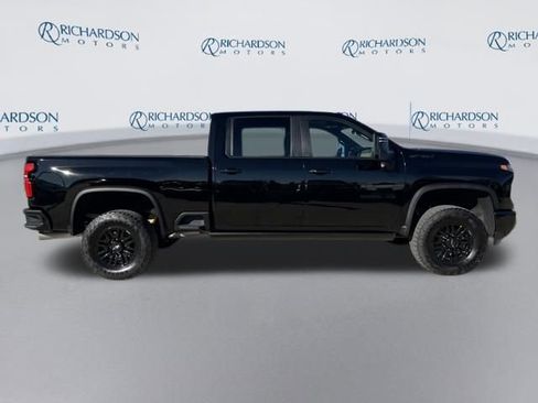 Certified 2024 Chevrolet Silverado 2500 ZR2 w/ Technology Package image 6