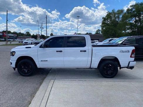 Used 2023 RAM 1500 Big Horn AWD/4WD image 9