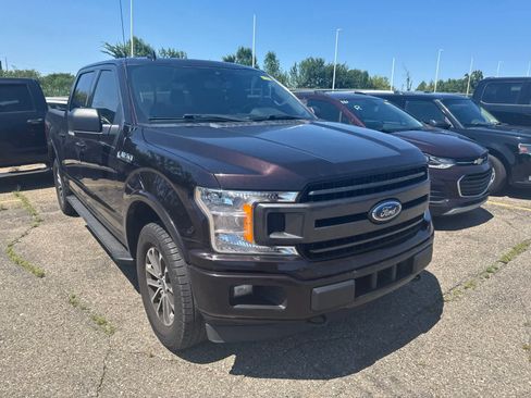 Used 2020 Ford F150 XLT w/ Equipment Group 302A Luxury AWD/4WD image 27