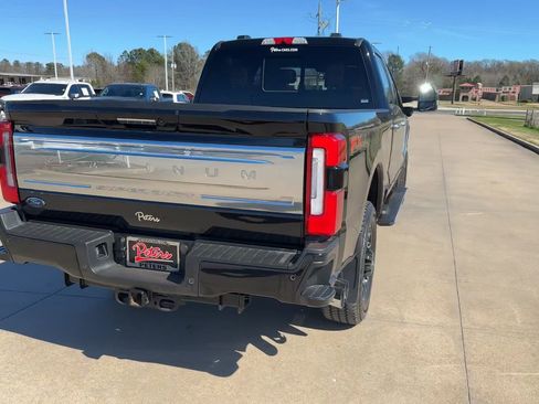 Used 2024 Ford F250 Platinum image 8