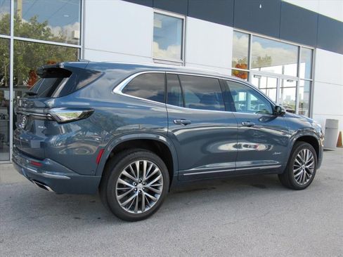 New 2026 Buick Enclave Avenir image 6