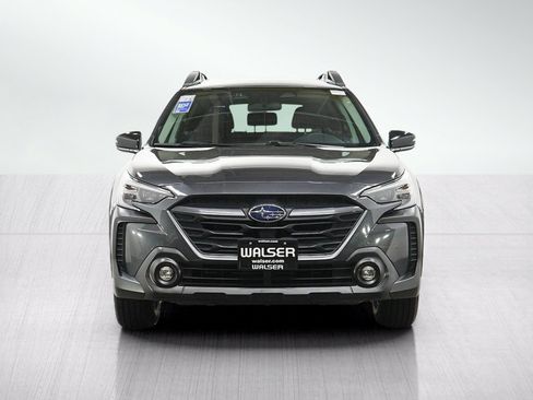 Used 2024 Subaru Outback Premium AWD/4WD image 8