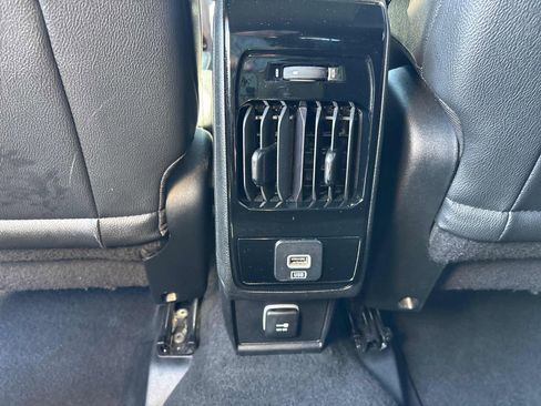 Used 2024 Jeep Compass Limited AWD/4WD image 27