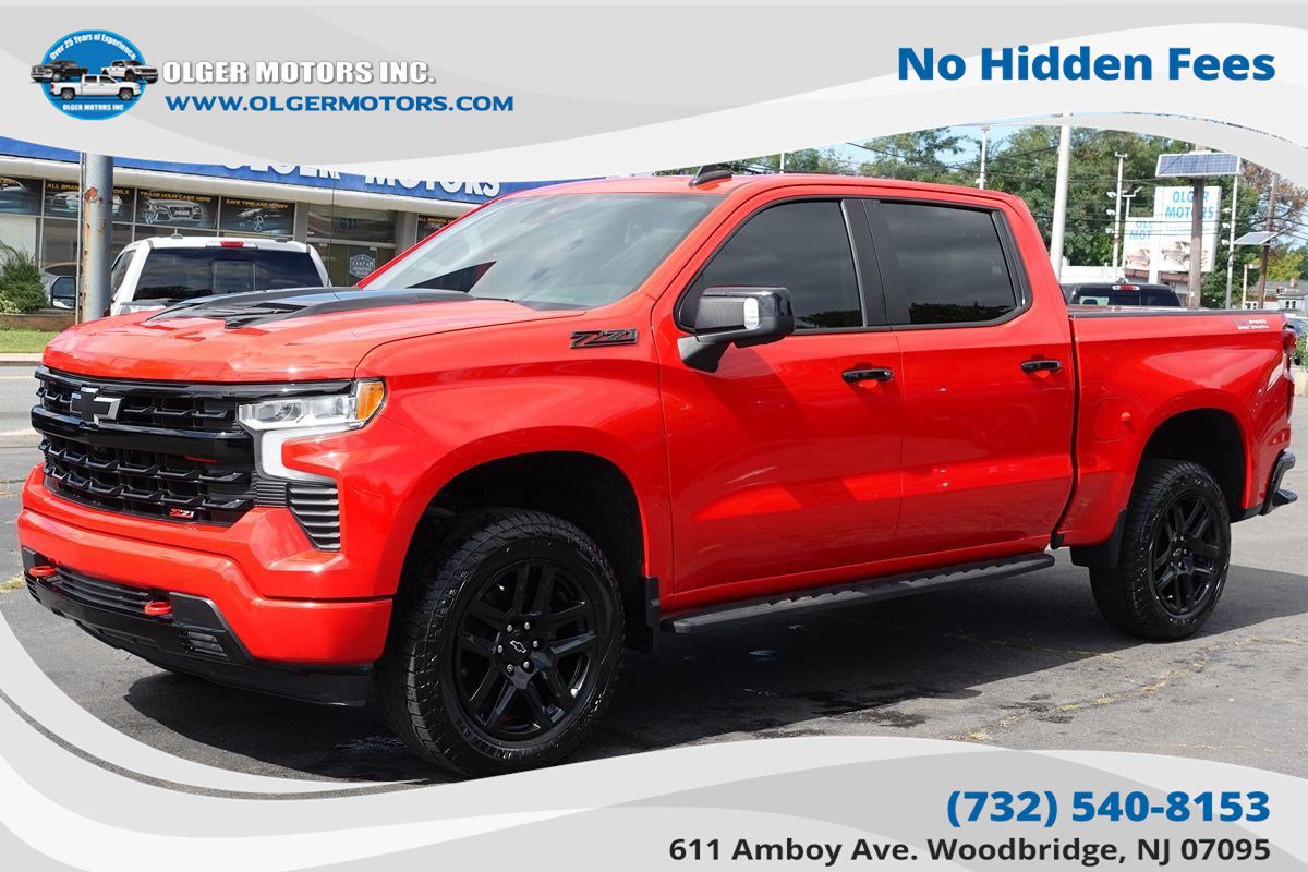 Used 2022 Chevrolet Silverado 1500 LT Trail Boss w/ LT Trail Boss Premium Package AWD/4WD image 1