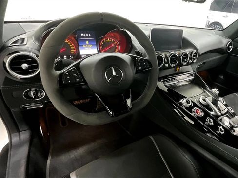 Used 2018 Mercedes-Benz AMG GT R image 2
