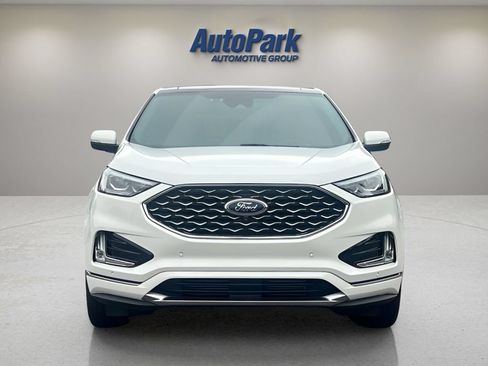 Used 2022 Ford Edge Titanium w/ Equipment Group 301A AWD/4WD image 2