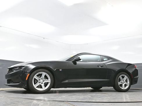 Used 2023 Chevrolet Camaro LT RWD image 54