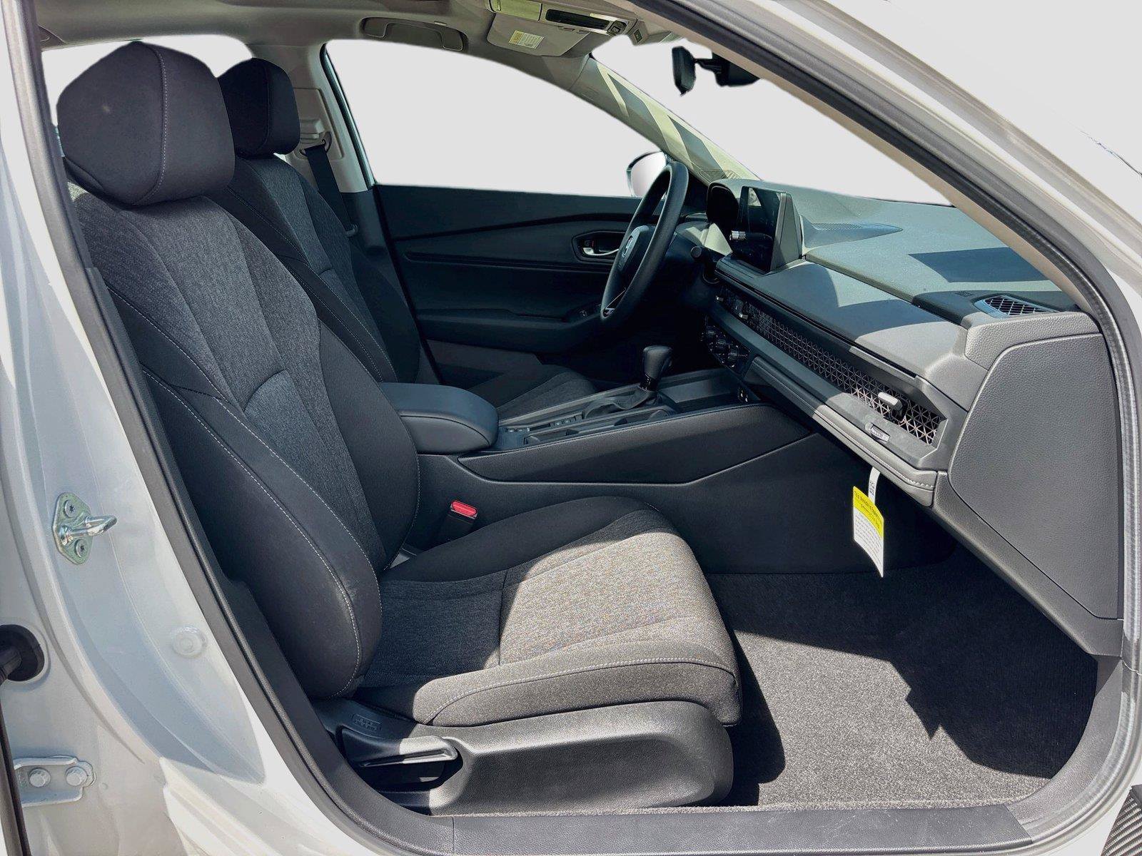 Certified 2026 Honda Accord SE image 32