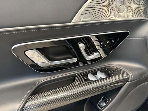 Used 2022 Mercedes-Benz SL 55 AMG 4MATIC image 16
