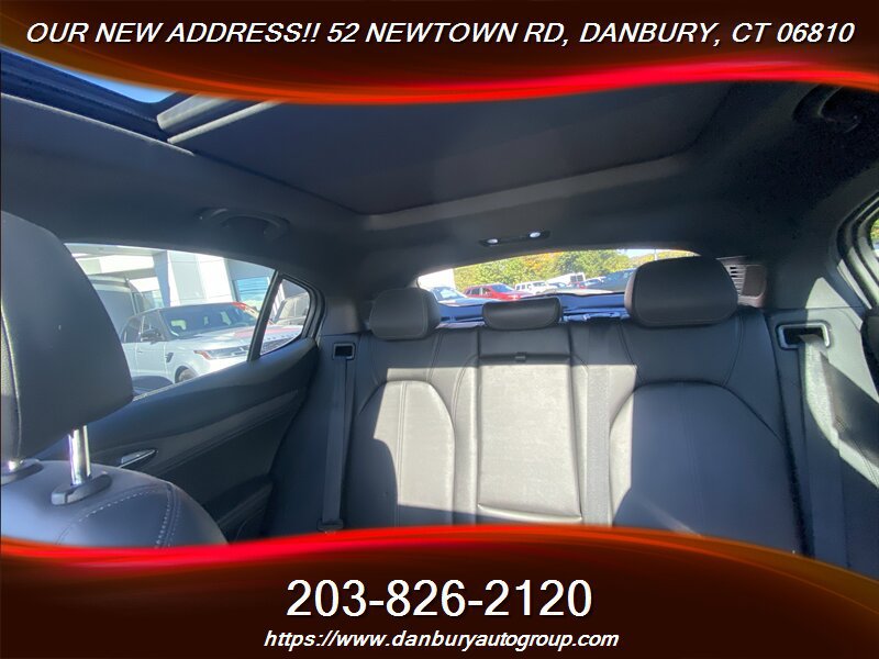 Used 2023 Alfa Romeo Stelvio Ti AWD/4WD image 17