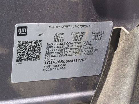 Used 2022 Chevrolet Bolt EUV Premier w/ Launch Edition FWD image 27