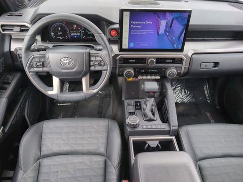 Used 2025 Toyota 4Runner TRD Off-Road Premium image 27