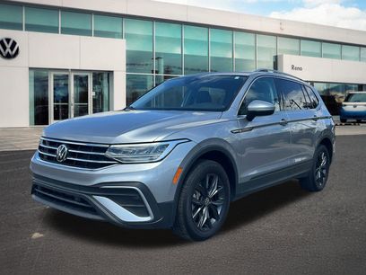 Certified 2024 Volkswagen Tiguan SE w/ Panoramic Sunroof Package