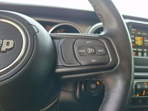 Certified 2022 Jeep Wrangler Unlimited Sport AWD/4WD image 21