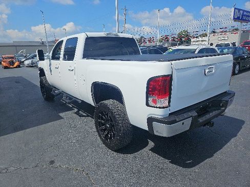 Used 2014 Chevrolet Silverado 2500 LTZ w/ LTZ Plus Package AWD/4WD image 4
