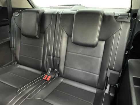 Used 2023 Volkswagen Atlas SE w/ Panoramic Sunroof Package FWD image 39