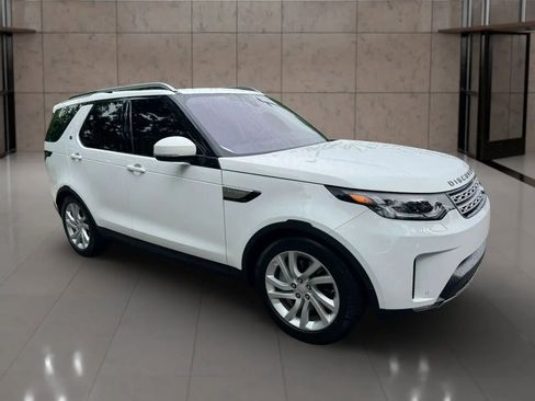 Used 2018 Land Rover Discovery HSE AWD/4WD image 11