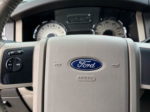 Used 2008 Ford Expedition XLT image 44